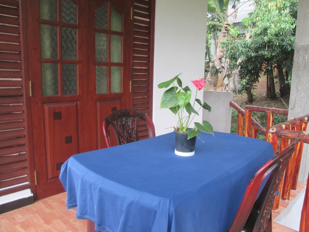 Ranga Villa Hikkaduwa Buitenkant foto
