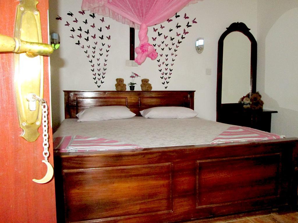 Ranga Villa Hikkaduwa Buitenkant foto
