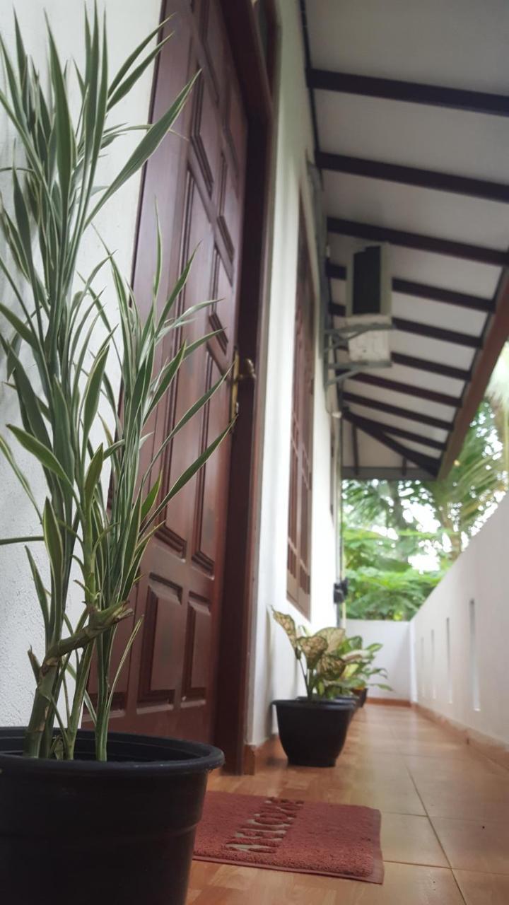 Ranga Villa Hikkaduwa Buitenkant foto